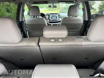 2015 Toyota Highlander LE Plus - miniatura 11