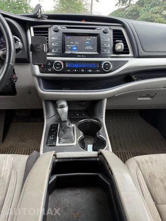 2015 Toyota Highlander LE Plus - miniatura 15