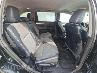 2015 Toyota Highlander LE Plus – miniatura 17