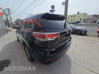 2015 Toyota Highlander LE Plus – miniatura 2