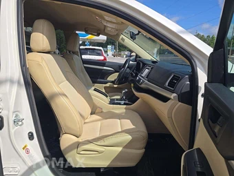 2015 Toyota Highlander LE Plus – miniatura 19