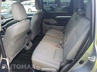 2015 Toyota Highlander LE Plus – miniatura 13