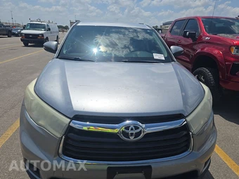 2015 Toyota Highlander LE Plus – miniatura 2
