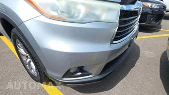 2015 Toyota Highlander LE Plus – miniatura 23