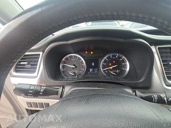 2015 Toyota Highlander LE Plus – miniatura 12