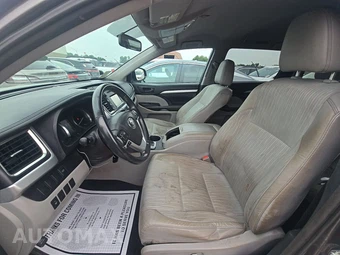 2015 Toyota Highlander LE Plus – miniatura 7