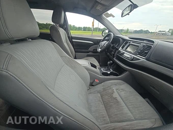 2015 Toyota Highlander LE Plus – miniatura 8