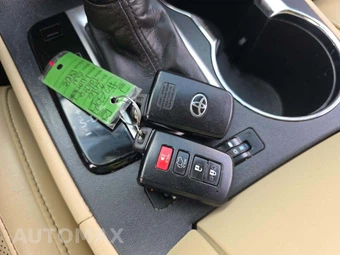2015 Toyota Highlander Limited – miniatura 8