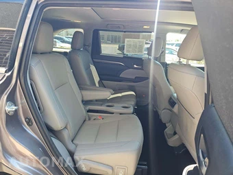 2015 Toyota Highlander Limited Platinum – miniatura 17
