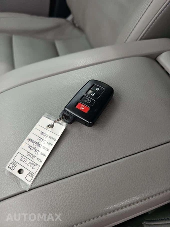 2015 Toyota Highlander Limited Platinum – miniatura 8