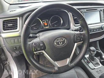 2015 Toyota Highlander XLE – miniatura 10