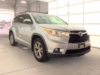2015 Toyota Highlander XLE – miniatura 3