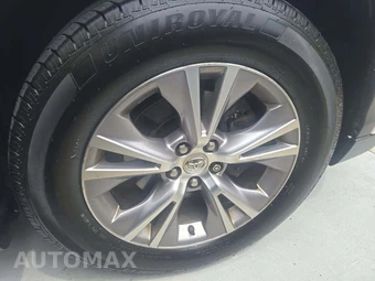 2015 Toyota Highlander XLE – miniatura 30