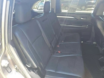 2015 Toyota Highlander XLE – miniatura 17