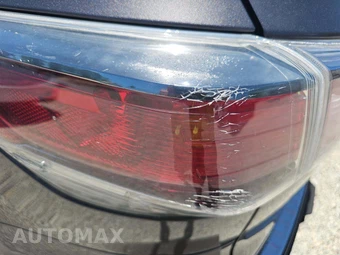 2015 Toyota Highlander XLE – miniatura 23