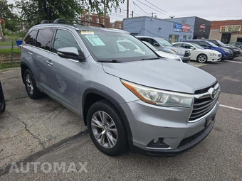 2015 Toyota Highlander XLE – miniatura 4