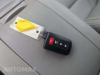 2015 Toyota Highlander XLE – miniatura 8