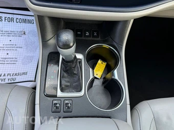 2015 Toyota Highlander XLE – miniatura 17
