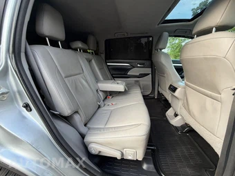 2015 Toyota Highlander XLE – miniatura 28