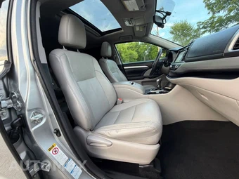 2015 Toyota Highlander XLE – miniatura 29