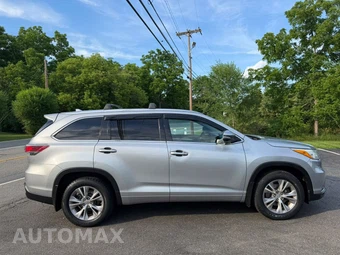 2015 Toyota Highlander XLE – miniatura 8