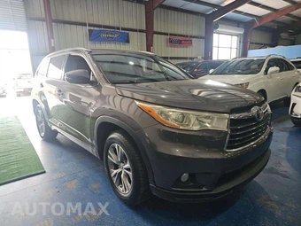 2015 Toyota Highlander XLE - miniatura 2