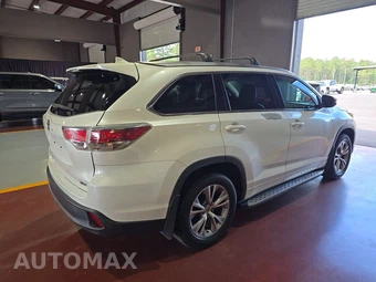 2015 Toyota Highlander XLE – miniatura 4