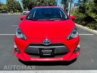 2015 Toyota Prius c One - miniatura 2