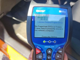 2015 Toyota Prius c Three – miniatura 21