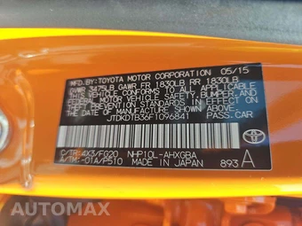 2015 Toyota Prius c Three – miniatura 5
