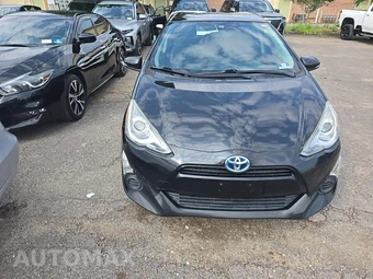 2015 Toyota Prius c Two – miniatura 2