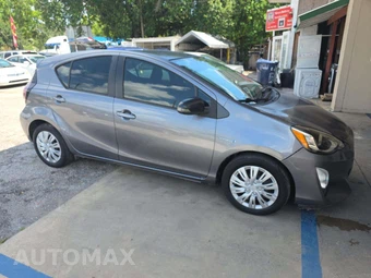 2015 Toyota Prius c Two – miniatura 4