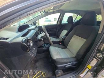 2015 Toyota Prius c Two – miniatura 6
