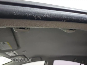 2015 Toyota Prius c Two – miniatura 19