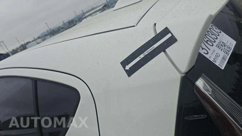 2015 Toyota Prius c Two – miniatura 20