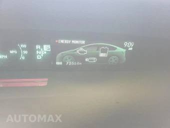 2015 Toyota Prius Four - miniatura 15