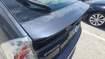 2015 Toyota Prius Four – miniatura 23