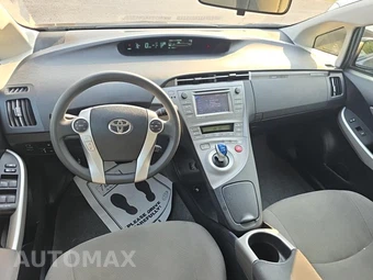 2015 Toyota Prius Plug-In Hybrid - miniatura 14
