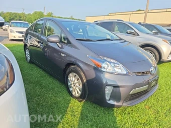 2015 Toyota Prius Plug-In Hybrid - miniatura 3