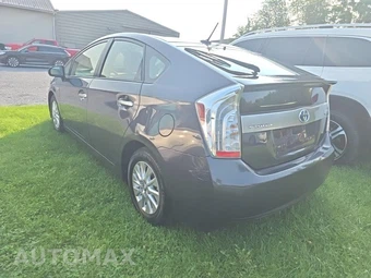 2015 Toyota Prius Plug-In Hybrid - miniatura 6