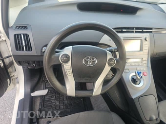2015 Toyota Prius Three - miniatura 10