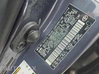 2015 Toyota Prius Three – miniatura 17