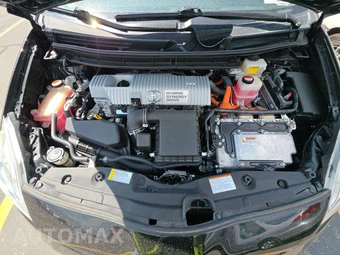 2015 Toyota Prius Three - miniatura 15