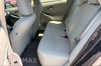 2015 Toyota Prius Three - miniatura 13