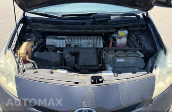 2015 Toyota Prius Three - miniatura 23