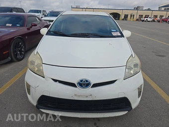 2015 Toyota Prius Two – miniatura 2