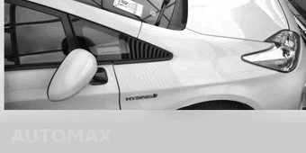 2015 Toyota Prius Two – miniatura 28