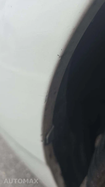 2015 Toyota Prius Two – miniatura 27
