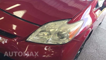 2015 Toyota Prius Two – miniatura 31