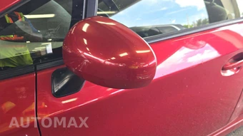 2015 Toyota Prius Two – miniatura 32